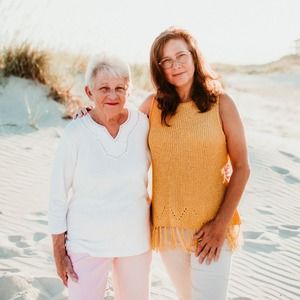 Meet your Posher, April